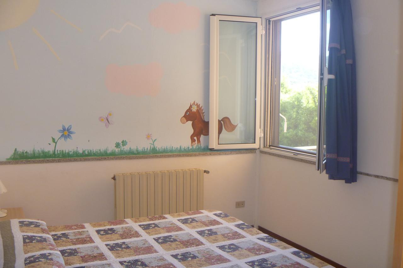 Appartamenti Gli Alberi กาโปลิเวรี ภายนอก รูปภาพ